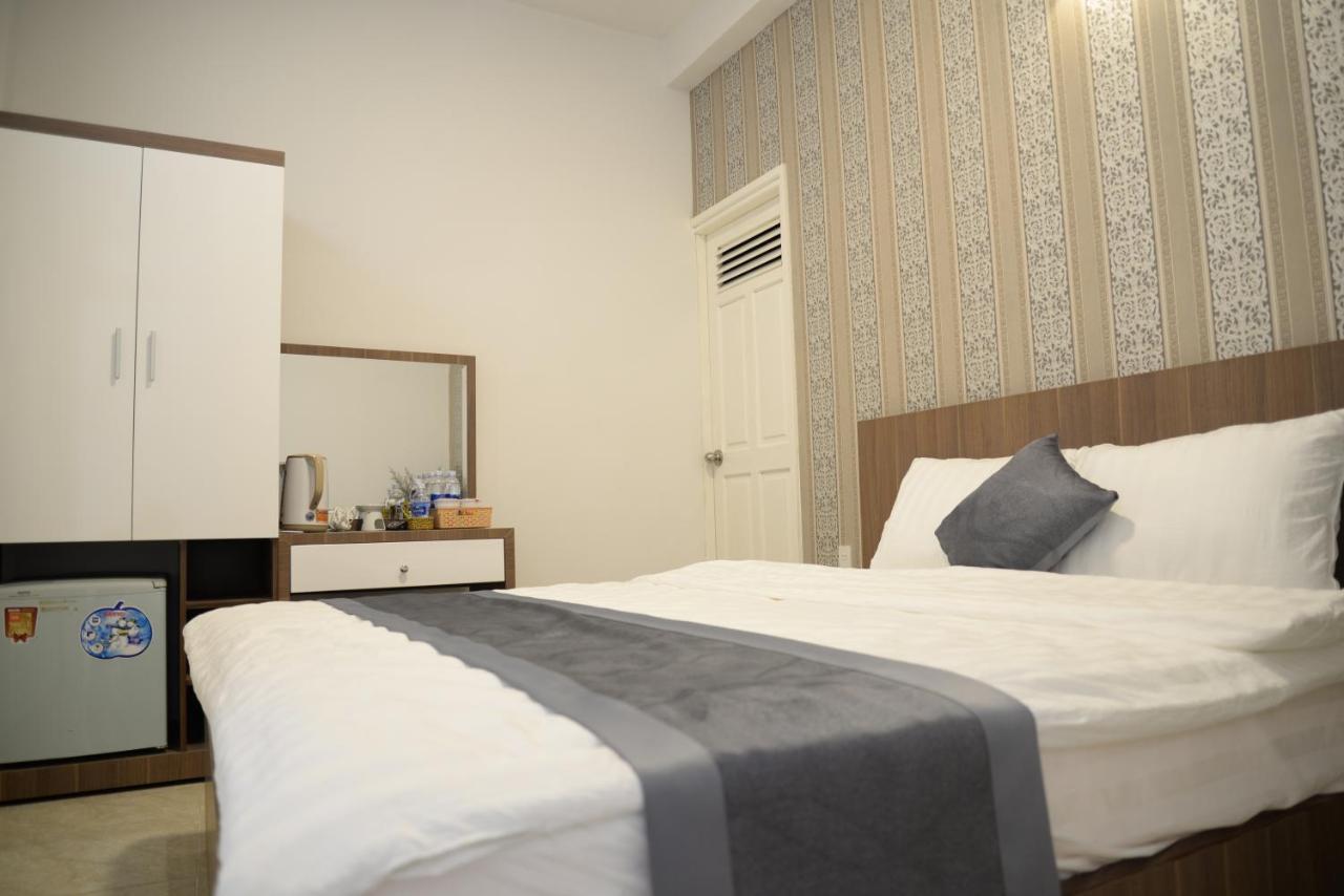 Amis Hotel Dalat Exteriör bild